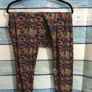 Lularoe multicolor TC leggings